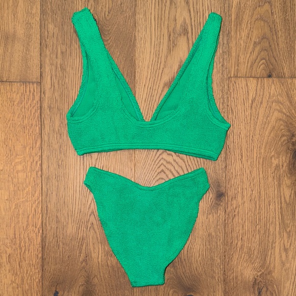 Love & Bikinis Green Bikini Set - Picture 4 of 4